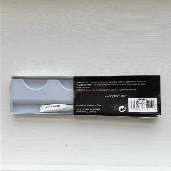 Sephora Dramatic Black Lashes - Picture 3 of 3